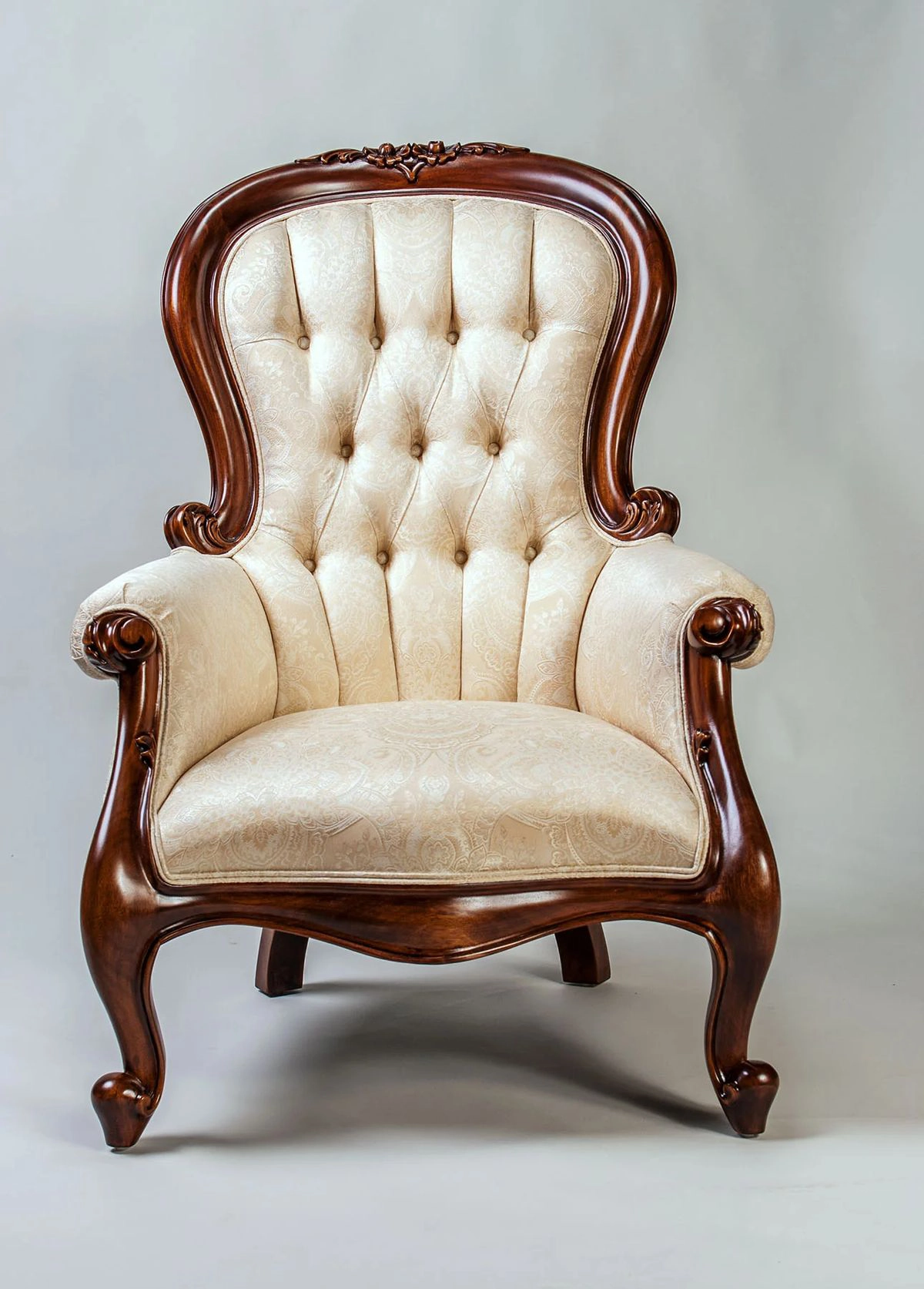 Victorian Style Single Wooden Sofa – FF-SS0033 Victorian Style Single Wooden Sofa – FF-SS0033